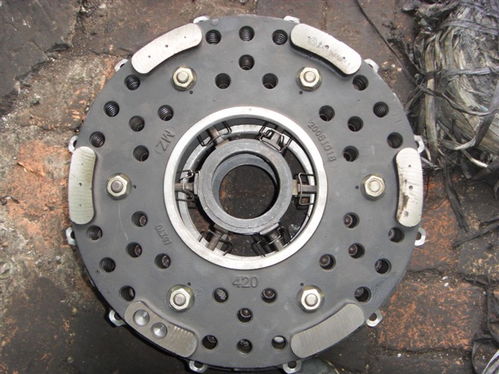 卓越品質(zhì)，誠(chéng)信經(jīng)營(yíng)——薩克斯離合器片批發(fā)，助力汽配事業(yè)騰飛